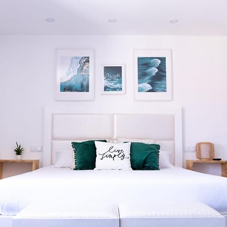 Bed and Breakfast Supertubos House Peniche Атогиа-да-Балейя Экстерьер фото