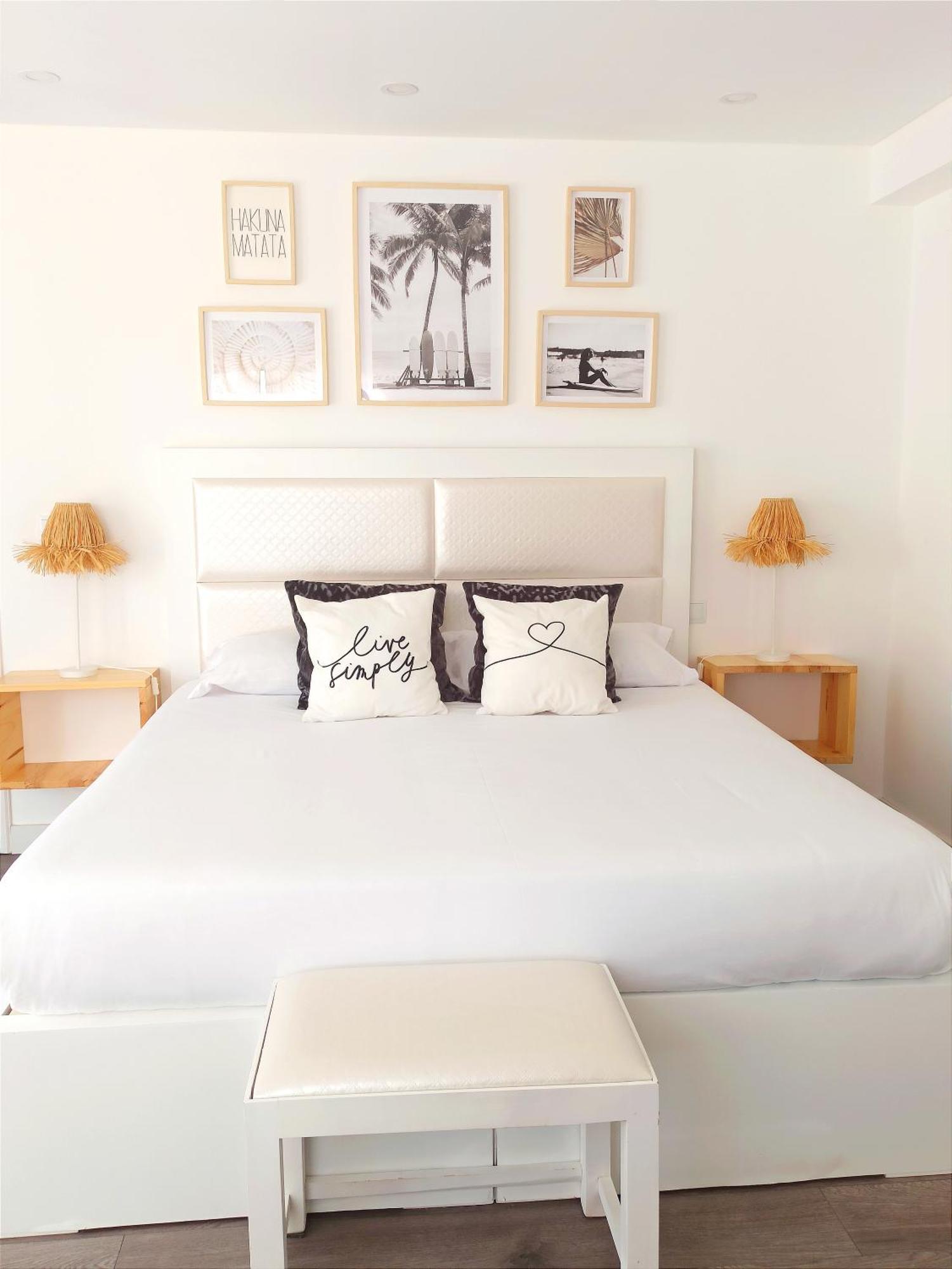 Bed and Breakfast Supertubos House Peniche Атогиа-да-Балейя Экстерьер фото