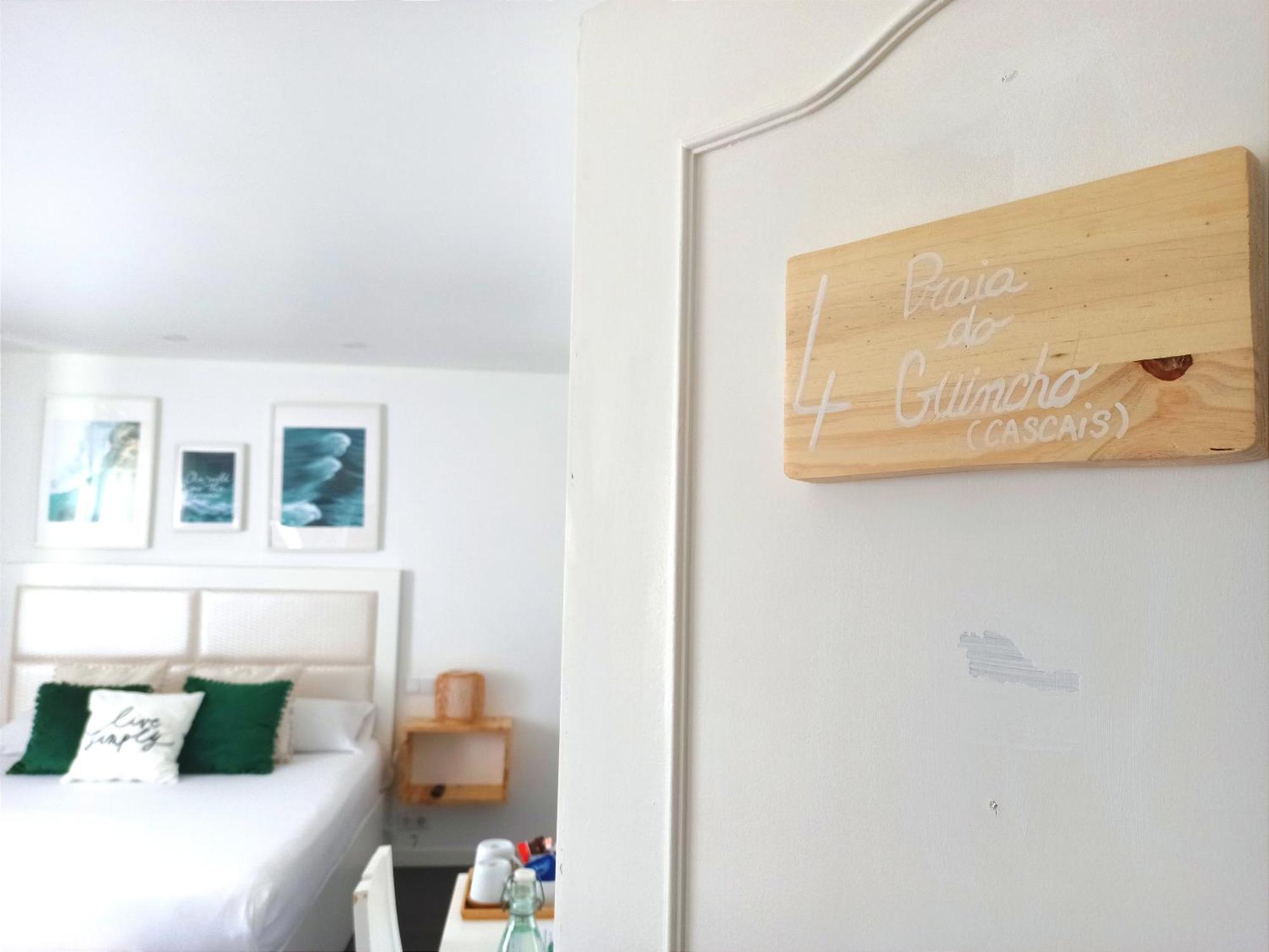Bed and Breakfast Supertubos House Peniche Атогиа-да-Балейя Экстерьер фото